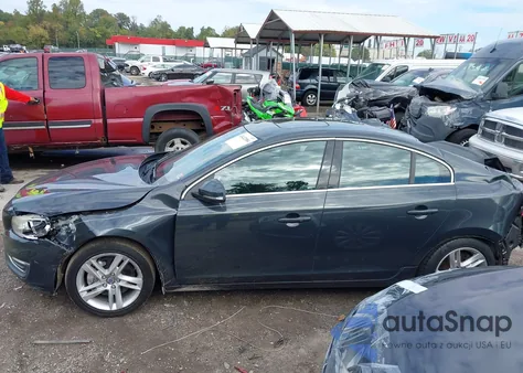 2014 Volvo S60 T5 z USA, uszkodzony, nr VIN YV1612FH1E1288767